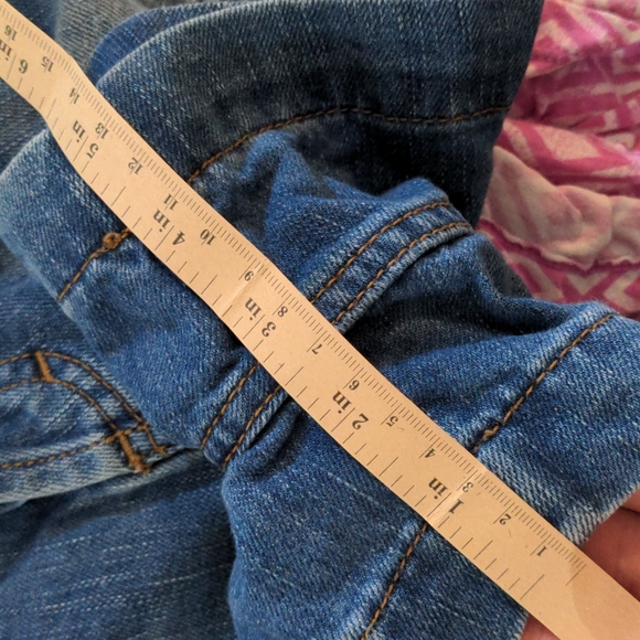 AE Button Up Jean Shorts - Picture 6 of 6